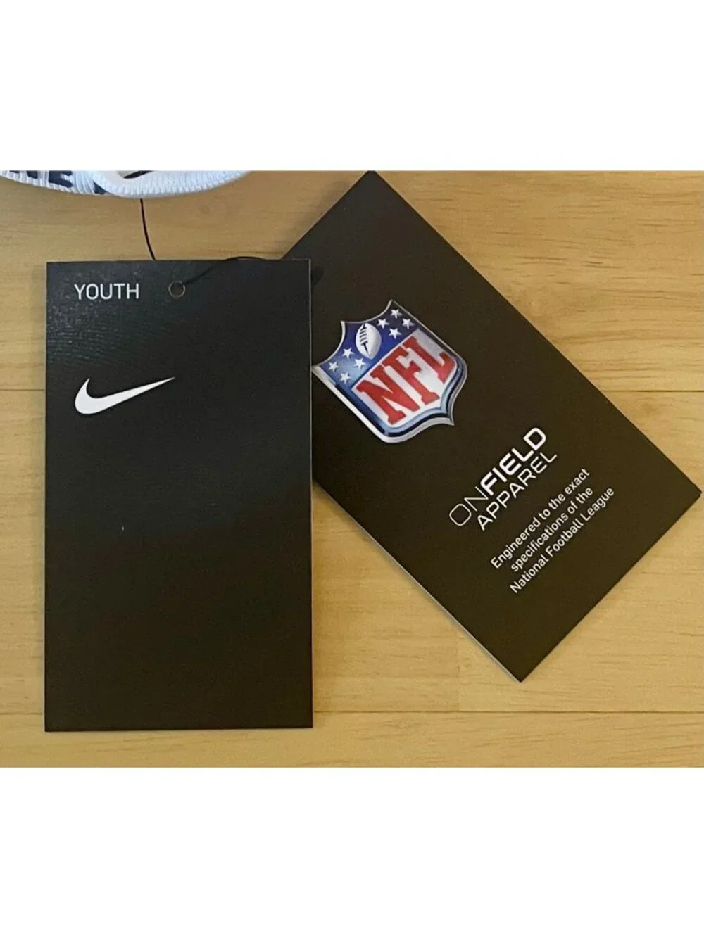 Nike NFL New England Patriots Mac Jones #10 White Football Jersey, Youth L 14/16